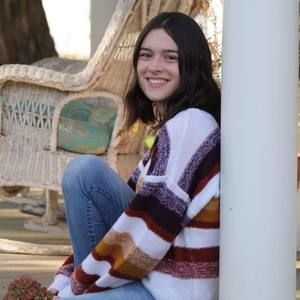 Meet your Posher, Marisa